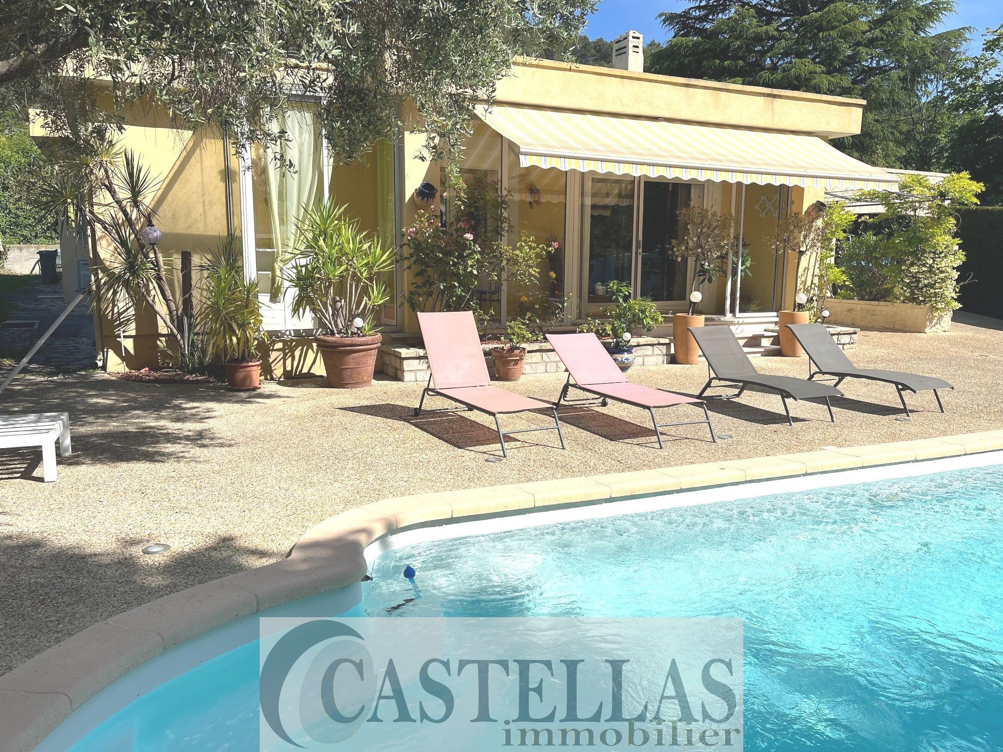 Villa / Maison  T5 à vendre Carnoux-en-Provence 13470