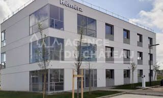 Bureau  233 m² à louer à Muret (31600)