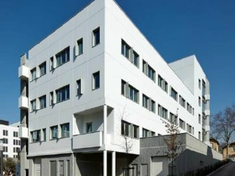BUREAUX à LOUER — photo 1