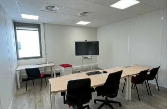 BUREAUX à LOUER — photo 4