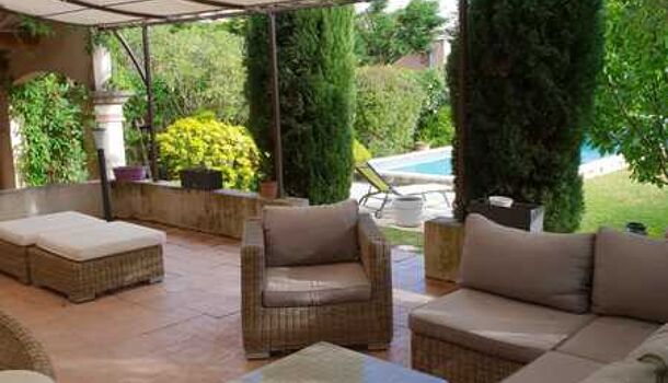 Villa / Maison 12 pièces  à vendre Montélimar 26200