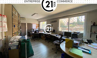 Bureau  34 m² à louer à Cannes (06400)