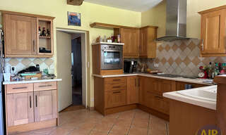 Maison 6 Pièces 185 m² à vendre à Saint-Seurin-de-Palenne (17800)