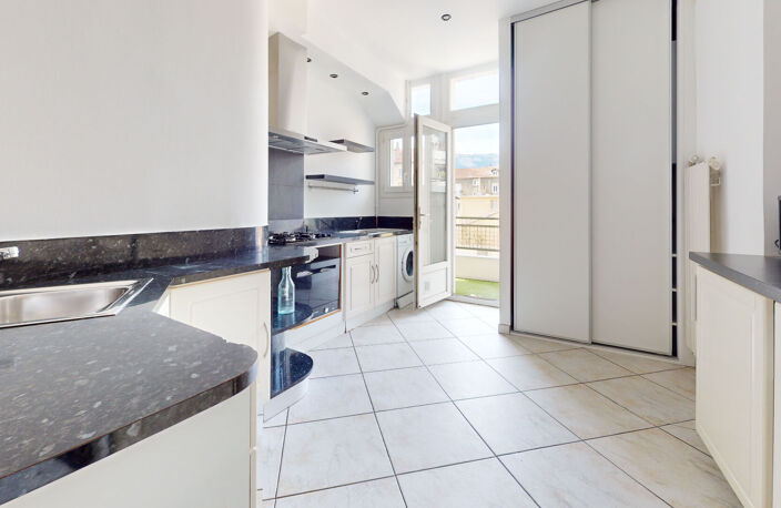 Appartement Grenoble 2 pièces 55.05 m2 Meublé et Climatisé sur Chalpionnet — photo 3