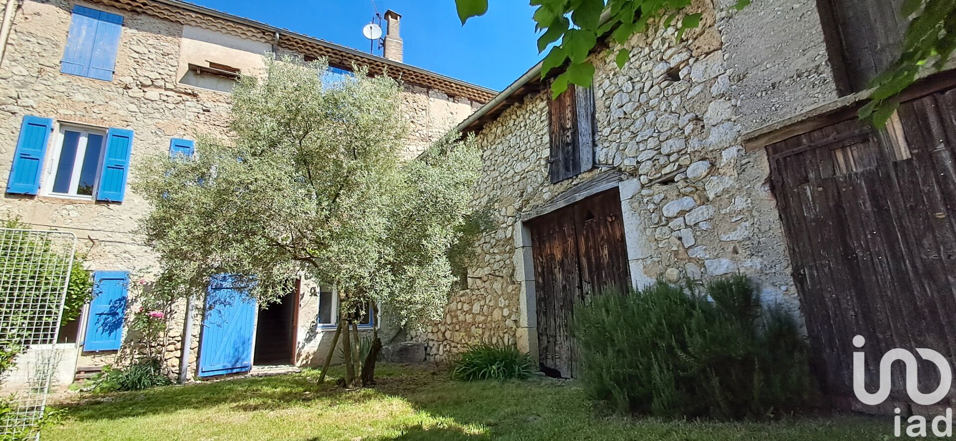 Die - 166m² - 5p. - 3ch.