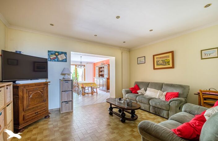 Vente maison 6 pièces 106 m² Décines-Charpieu (69150) — photo 3