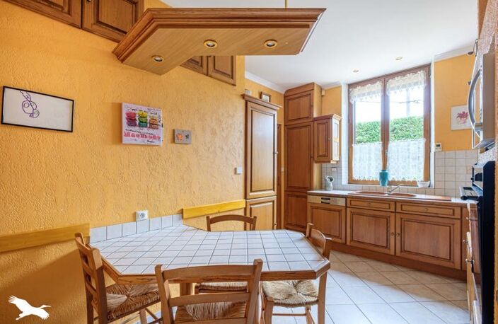 Vente maison 6 pièces 106 m² Décines-Charpieu (69150) — photo 4