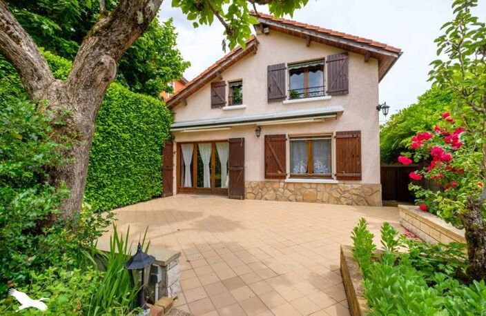 Vente maison 6 pièces 106 m² Décines-Charpieu (69150) — photo 5