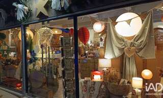 Commerce  48 m² à vendre à Mèze (34140)