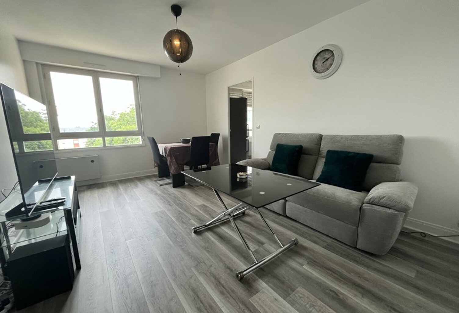 Appartement de 4 pièces principales — photo 1