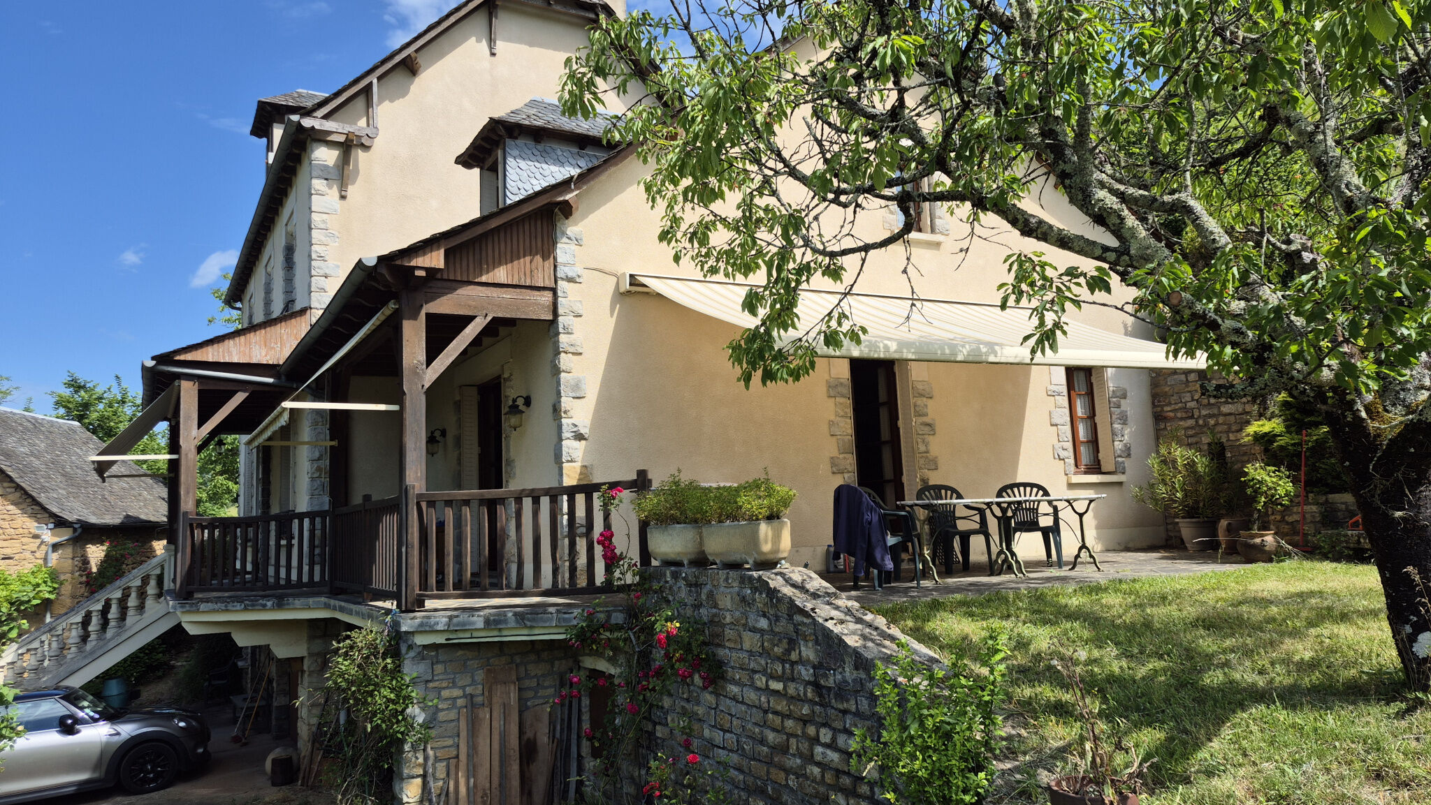 Villa / Maison  T5 à vendre Espalion 12500