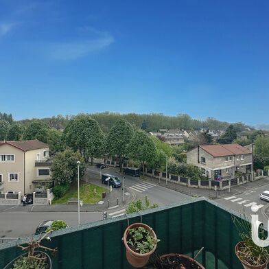 Appartement 4 pièces 220000 €