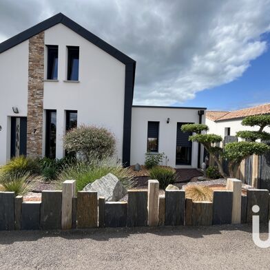 Maison 5 pièces 517500 €