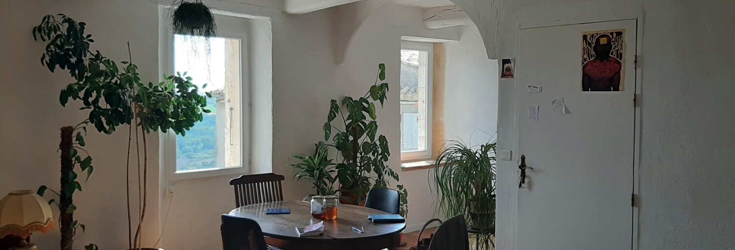 Appartement 3 Pièces 57 m² à vendre à Puimoisson (04410)