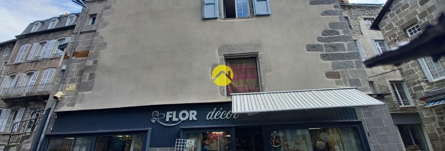 Maison 5 Pièces 71 m² à vendre à Murat (15300)