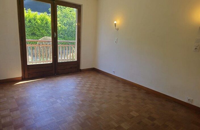 Appartement T4 de 100m² jardin 500m² — photo 3