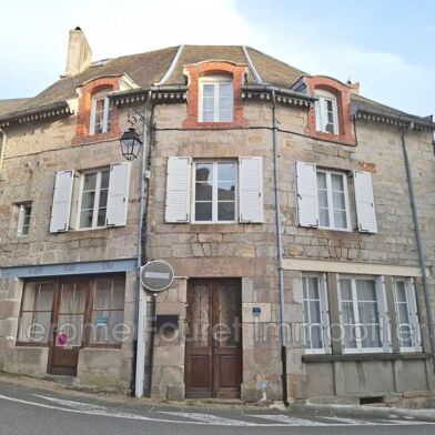 Maison  298000 €
