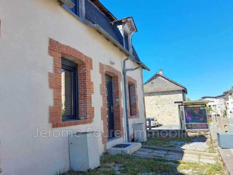 Maison de ville rénovée — photo 1