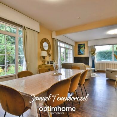 Maison 11 pièces 369900 €