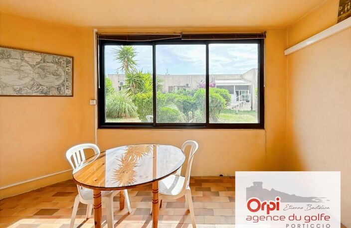 Appartement À Vendre — photo 2