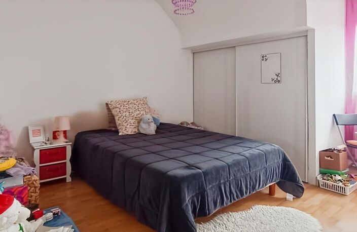 Charmant T3 de 79 m² au sol, proche gare — photo 4