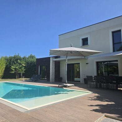 Maison 7 pièces 758000 €