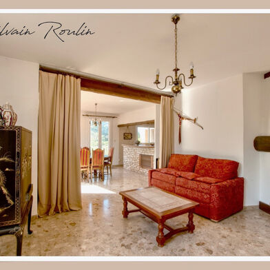 Maison 8 pièces 400000 €