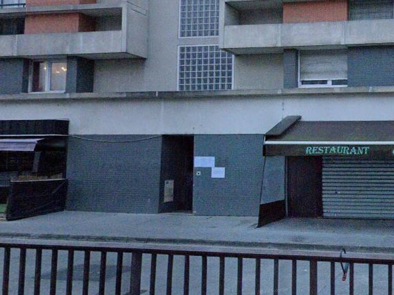VENTE A SAINT-OUEN: MURS COMMERCIAUX LOUES DE RESTAURANTS — photo 1