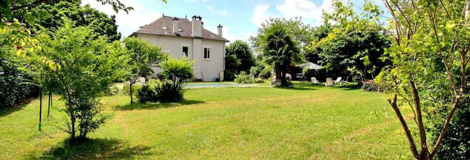 Maison 8 Pièces 330 m² à vendre à Nay (64800)