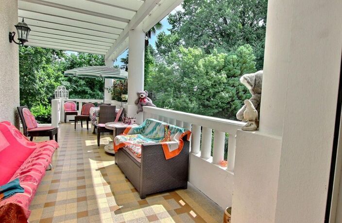 Maison familiale 10 pièces avec piscine — photo 5
