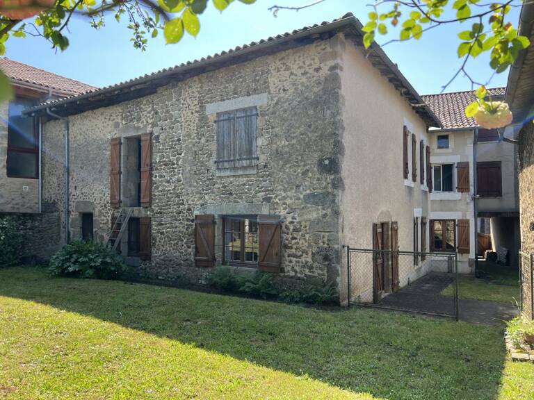 Maison À Vendre — photo 1
