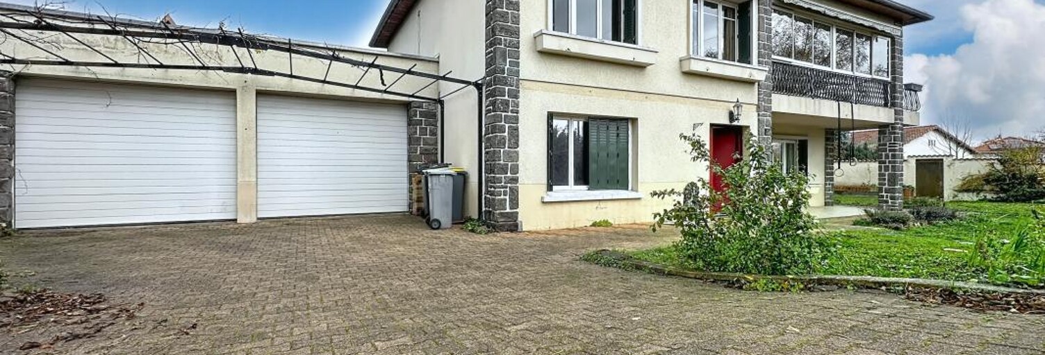 Maison 6 Pièces 217 m² à vendre à Cébazat (63118)