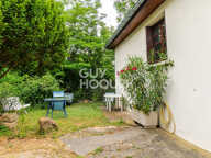 Maison avec un sous-sol complet et un grand terrain — photo 4