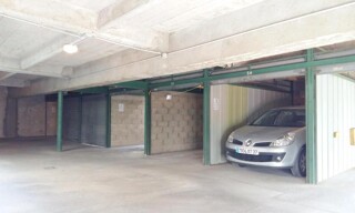 Garage   m² à louer à Tours (37000)