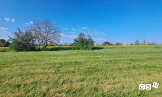 Terrain  3034 m² à vendre à Saint-Julien-sur-Garonne (31220)