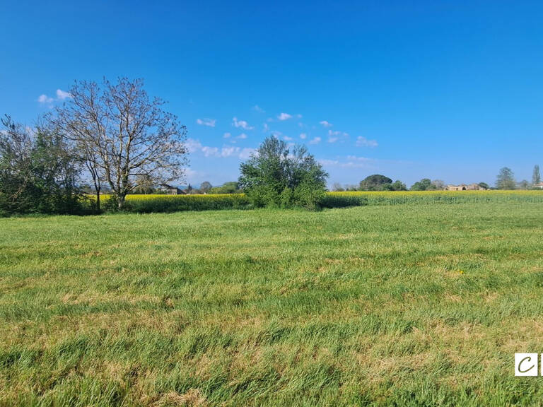 Terrain divisible et constructible — photo 1