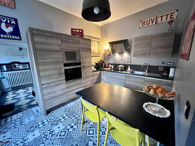 Maison de 265 m2 au coeur de Châteaudun — photo du bien