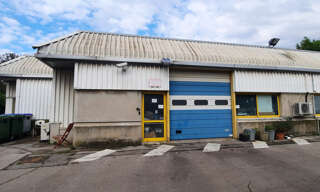 Local industriel  217 m² à louer à Marseille 16 (13016)
