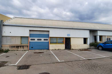 Local industriel  1856 €