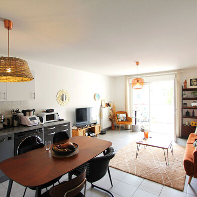 Appartement 3 pièces 308000 €