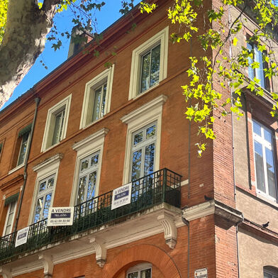 Bureau 5 pièces 380000 €