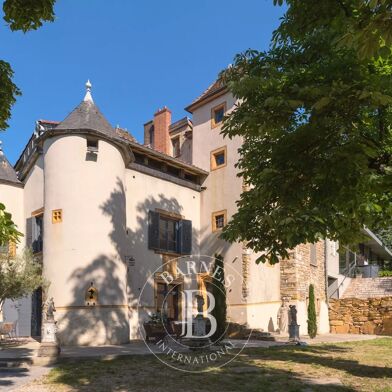 Maison 20 pièces 2595000 €