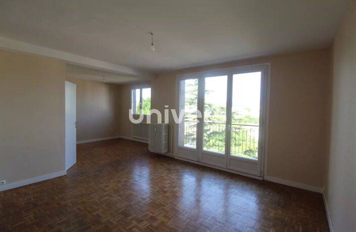 APPARTEMENT de 74 m² de 4 pièces avec TERRASSE et GARAGE — photo 5