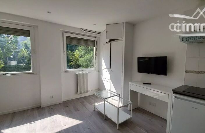 Studio + parking à vendre à NEUILLY-SUR-SEINE quartier PERRONET — photo 4
