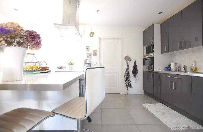 78690 LES ESSARTS-LE-ROI   Belle maison de 5 pièces à vendre — photo 5