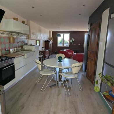 Appartement 4 pièces 200000 €