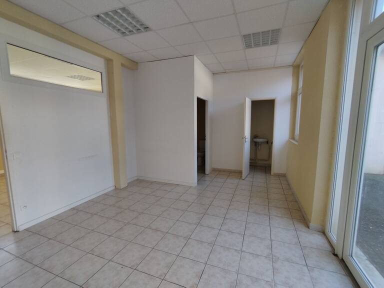 Local commercial Bureau — photo 1