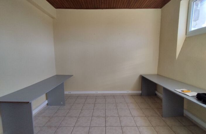 Local commercial Bureau — photo 2