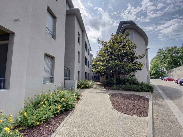 Appartement proche IUT — photo du bien