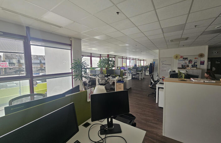 BUREAUX A VENDRE ANGERS GRAND MAINE — photo 3